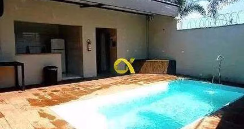 Casa com Piscina, Churrasqueira e Ampla Área de Lazer Próxima à Avenida Rio das Pedras!