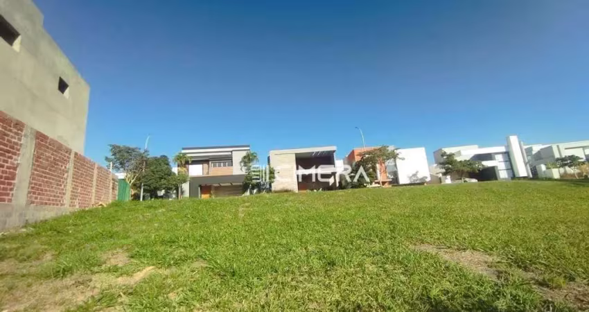 Terreno à venda no alphaville nova esplanada localizado na cidade de votorantim/sp