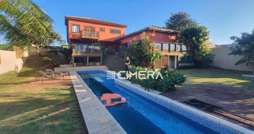 Casa à venda no condomínio village araçoiaba localizada na cidade de araçoiaba da serra/sp