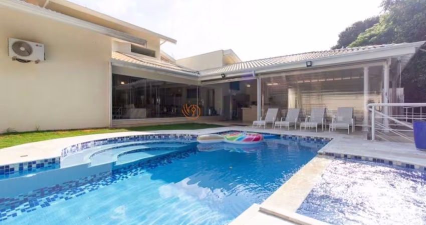 Casa de Luxo em Condomínio no Loteamento Alphaville Campinas - 4 quartos, 4 suítes, 3 salas, 6 banheiros, 8 vagas, 495,99 m²