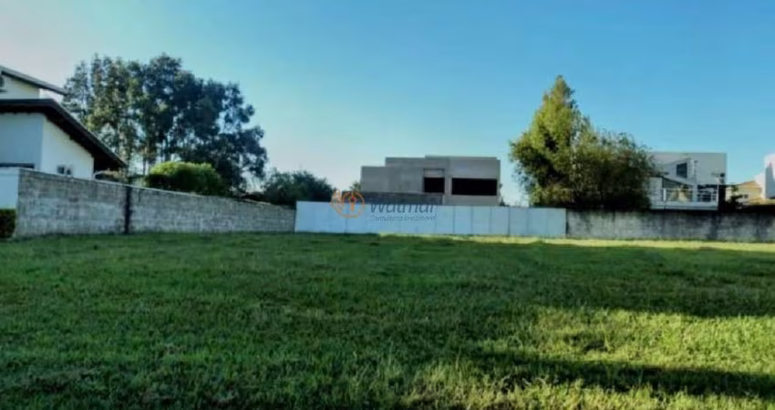 Terreno à venda em condomínio no Loteamento Alphaville Campinas, Campinas-SP: 689,13 m² de área!