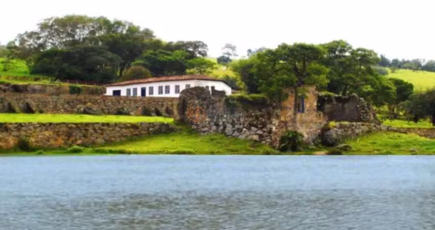 Fazenda de luxo à venda em pedreira-sp, na zona rural: 16 quartos, 16 suítes, 3 salas, 8 banheiros, 40 vagas de garagem, 24.200,00 m² de área.