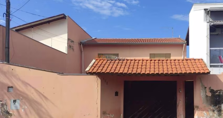 Imperdível: Casa à venda em Campinas-SP, Parque Via Norte, 5 quartos, 1 suíte, 3 salas, 3 banheiros, 4 vagas, 200m².