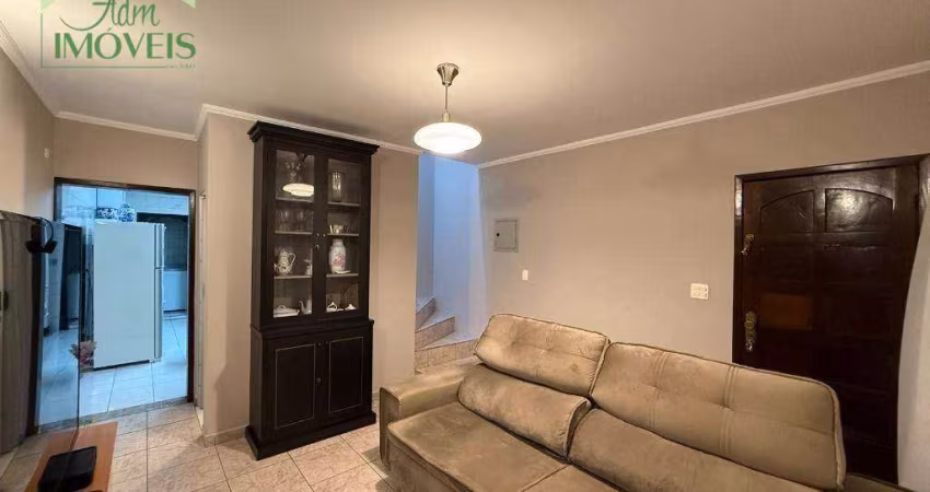 Sobrado de 3 Andares - 181m² - Excelente Localização
