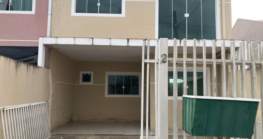 Sobrado 3 Quartos bairro Gralha Azul