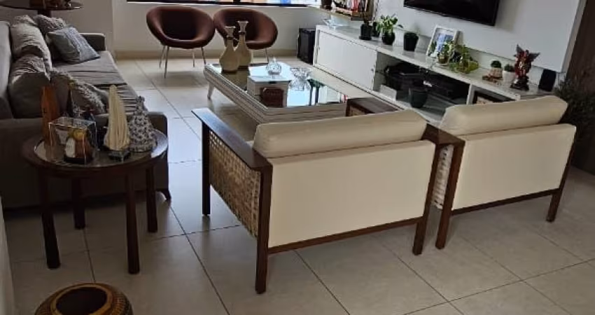 Apartamento alto padrão no Miramar