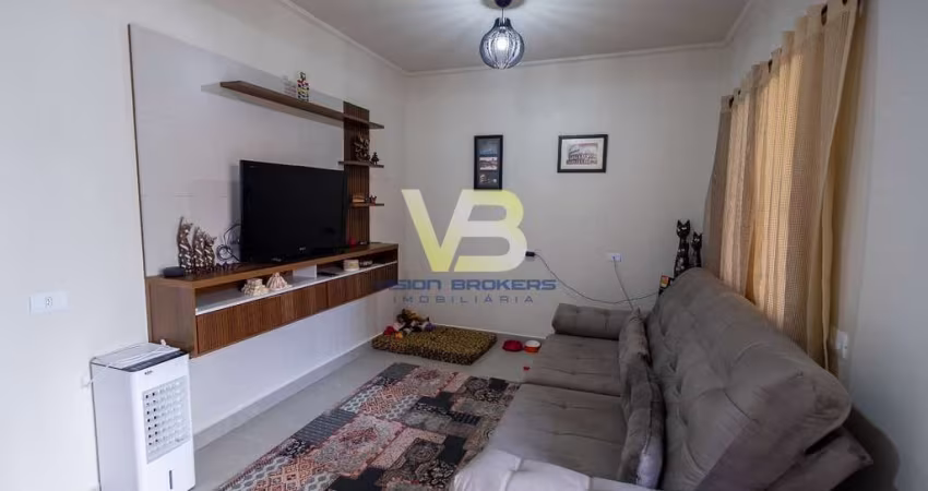 Excelente Sobrado com 3 dormitórios, sendo 1 suíte, 120m² privativos por R$565.000,00 no Coqueiral.