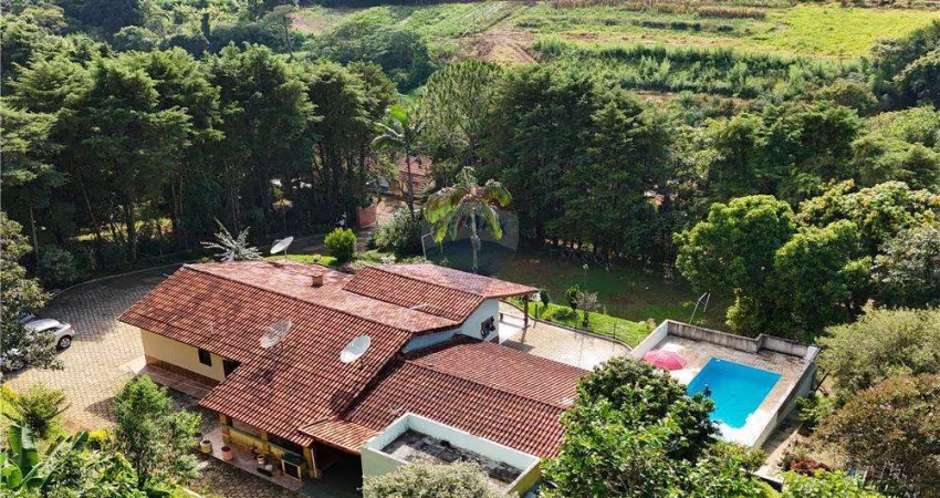 Chácara à venda em Bragança Paulista SP.
