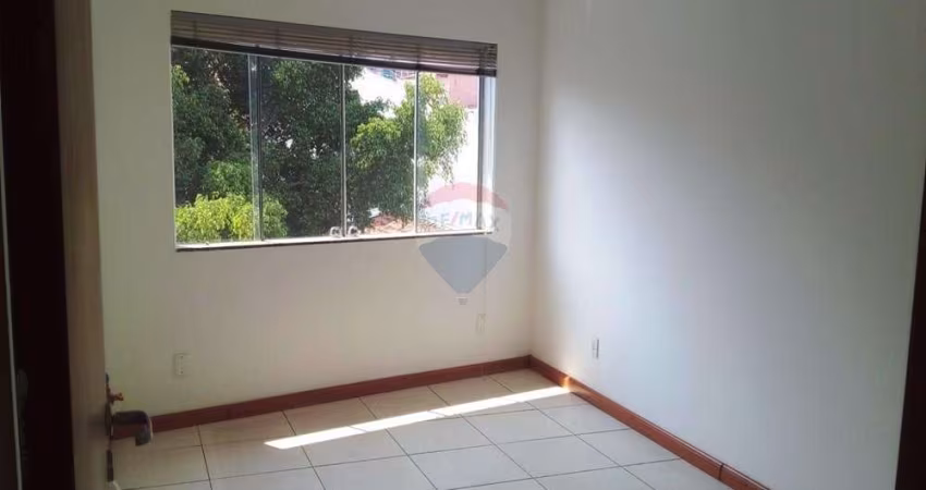 Oportunidade: Conjunto Comercial no Centro de Bragança