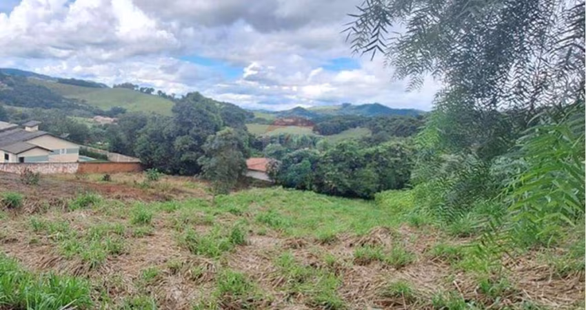 Terreno no Residencial Greenville, Saltinho em Socorro/SP, com 1070m². Cercado pela natureza, com linda vista.