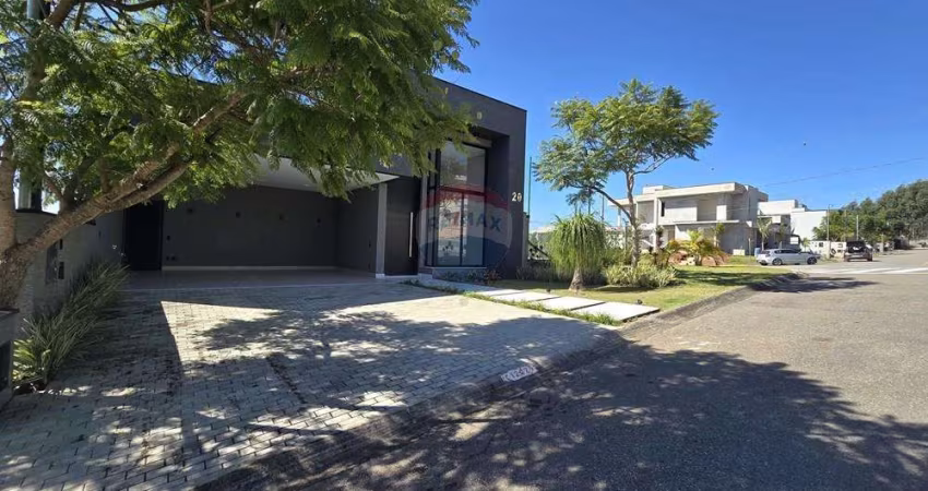 Casa à Venda em Condomínio com 3 suítes em Bragança Paulista!