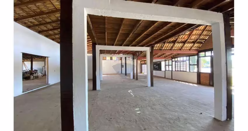 Espaço comercial em frente a rodovia capitão bardoino