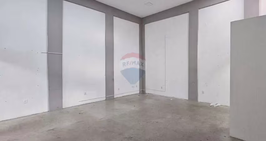 Sala comercial para alugar na Rua Antônio Onisto, 173, Centro, Extrema