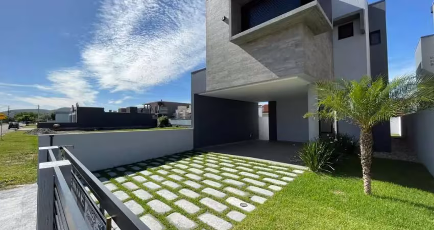 Casa para venda em garopaba, pedra branca, 3 dormitórios, 1 suíte, 3 banheiros, 2 vagas