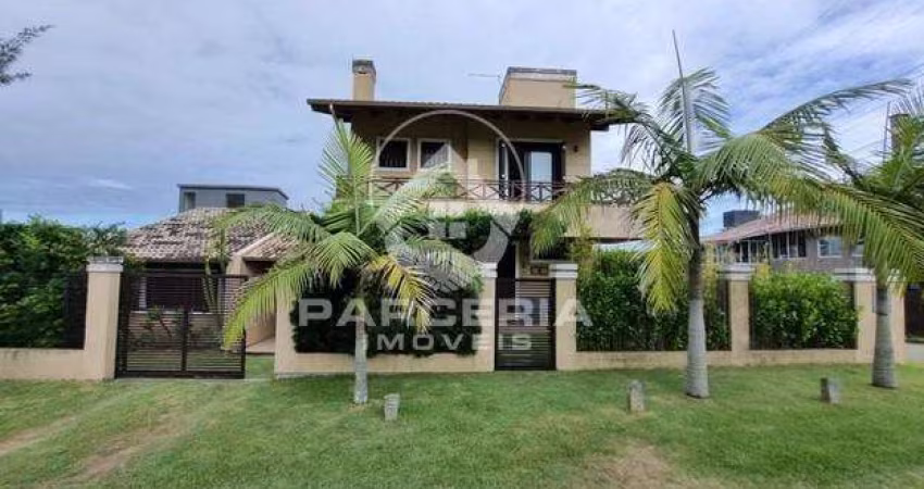 Casa para Venda em Garopaba, Ferraz, 4 dormitórios, 1 suíte, 4 banheiros, 2 vagas