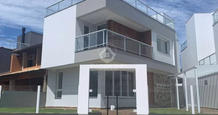 Casa para Venda em Garopaba, Morrinhos, 3 dormitórios, 1 suíte, 2 banheiros, 1 vaga