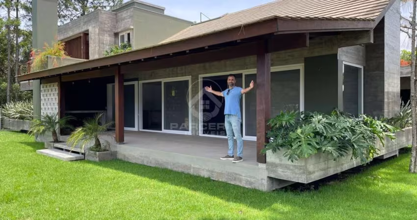 Casa para Venda em Imbituba, Campo Duna, 3 dormitórios, 3 suítes, 4 banheiros, 2 vagas