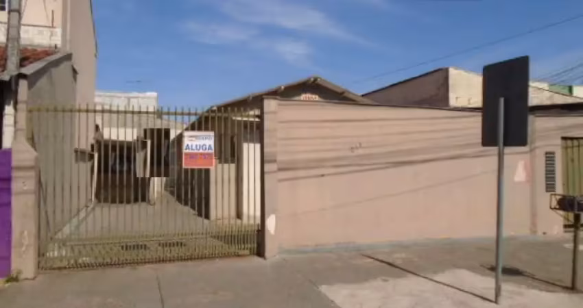 Casa à venda na Avenida Paris, Parque Residencial João Piza, Londrina