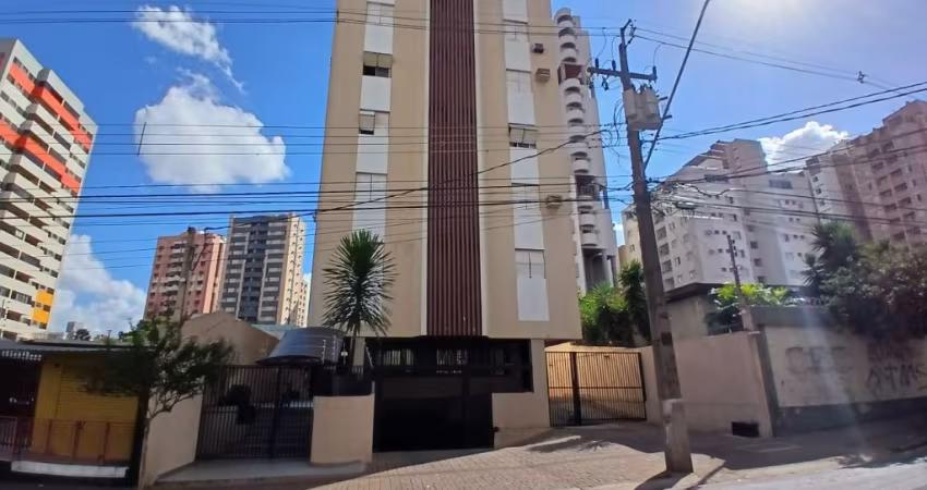 Excelente Apartamento no Centro, próximo a Av. JK
