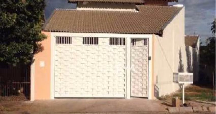 Casa à venda, 220 m² por R$ 400.000,00 - Conjunto Habitacional Floriano Rissi - Mirassol/SP