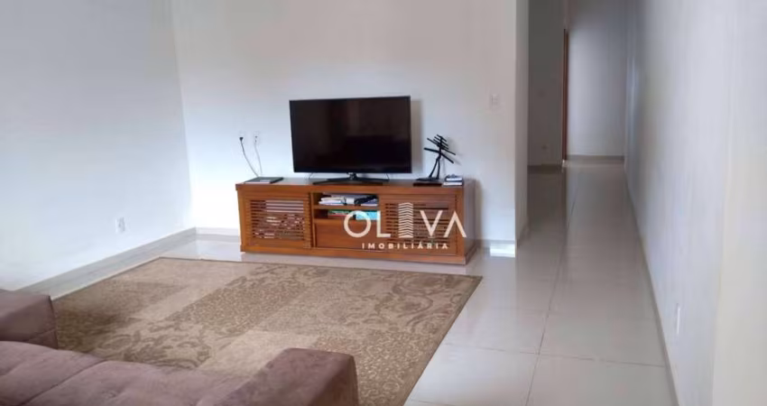 Sobrado com 3 dormitórios à venda, 544 m² por R$ 1.380.000,00 - Santa Eliza - Votuporanga/SP