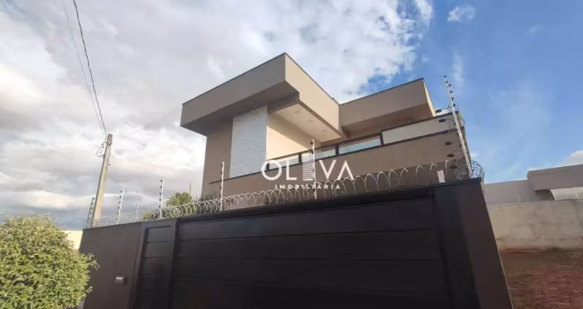 Casa com 3 dormitórios à venda, 230 m² por R$ 650.000,00 - Parque Residencial J. Macedo - São José do Rio Preto/SP