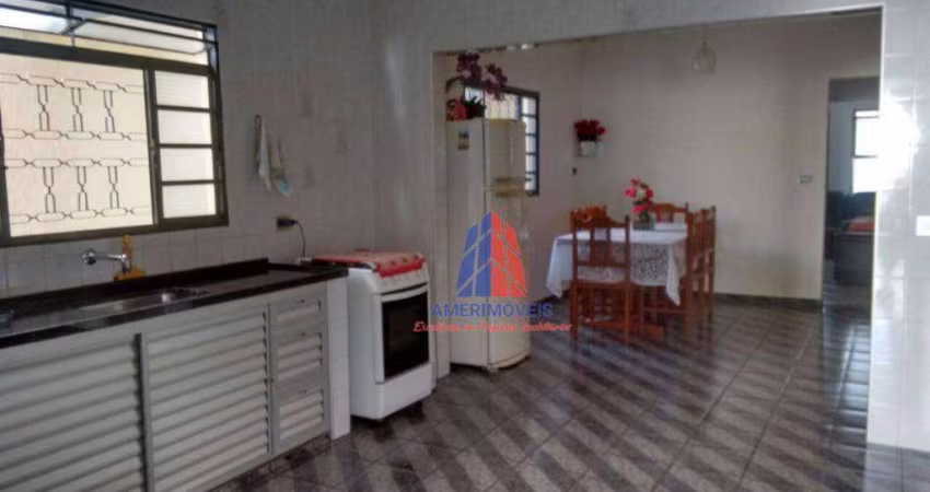 Casa com 3 dormitórios à venda, 140 m² por R$ 490.000,00 - Vila Mathiesen - Americana/SP