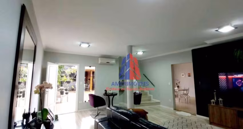 Sobrado com 3 dormitórios à venda, 265 m² por R$ 950.000,00 - Santa Cruz - Americana/SP