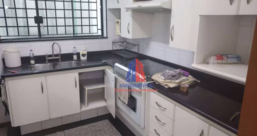 Casa com 3 dormitórios à venda, 138 m² por R$ 750.000,00 - Vila Santa Catarina - Americana/SP