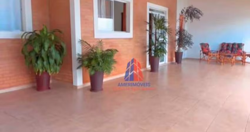 Casa com 2 dormitórios à venda, 160 m² por R$ 700.000 - Residencial Furlan - Santa Bárbara D'Oeste/SP