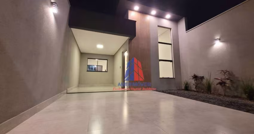 Casa com 2 dormitórios à venda, 85 m² por R$ 420.000,00 - Bairro Pacaembu - Americana/SP