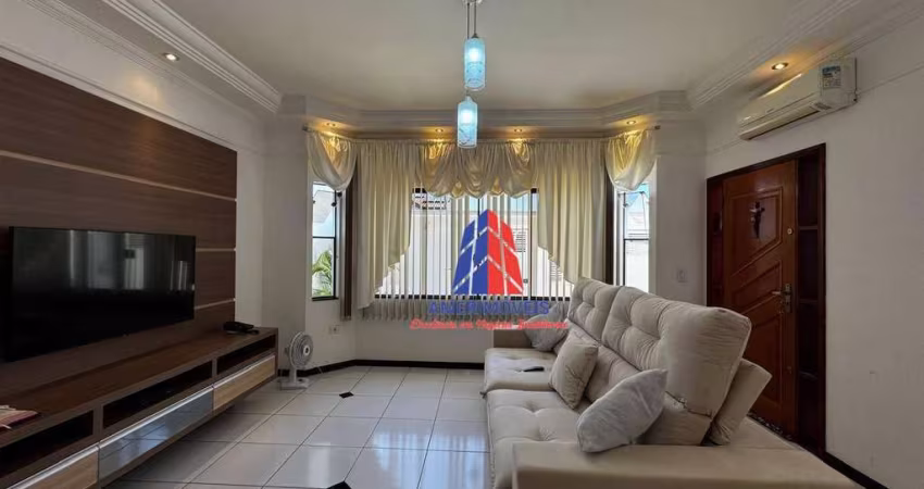 Casa com 3 dormitórios à venda, 193 m² por R$ 900.000 - Parque Novo Mundo - Americana/SP