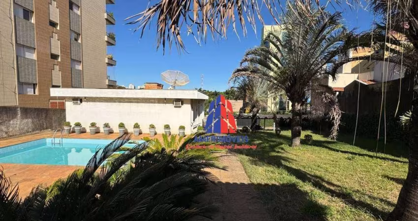 Casa com 3 dormitórios à venda, 570 m² por R$ 2.500.000,00 - Vila Frezzarin - Americana/SP