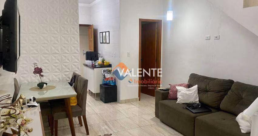 Sobrado com 2 dormitórios à venda, 59 m² por R$ 300.000,00 - Tupi - Praia Grande/SP