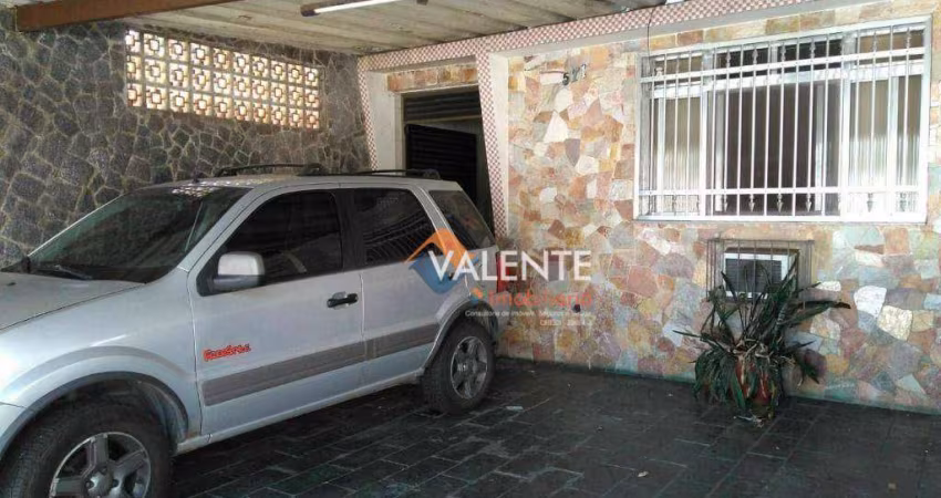 Casa com 2 dormitórios à venda, 180 m² por R$ 450.000,00 - Vila Cascatinha - São Vicente/SP