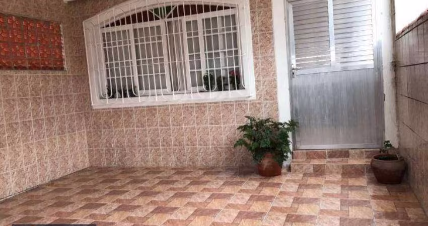 Casa com 4 dormitórios à venda, 69 m² por R$ 495.000,00 - Vila Voturuá - São Vicente/SP