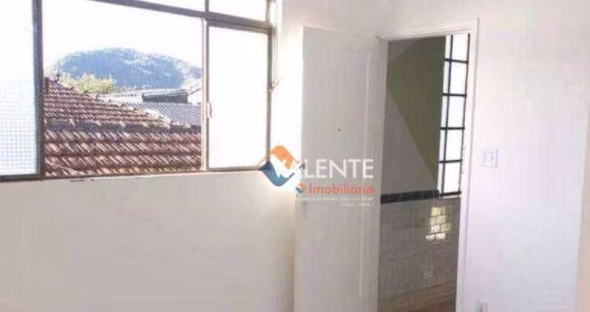 Apartamento com 2 dormitórios à venda, 65 m² por R$ 206.000,00 - Vila São Jorge - São Vicente/SP