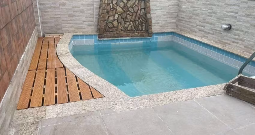 Casa com 2 dormitórios à venda por R$ 300.000,00 - Vila Jockei Clube - São Vicente/SP