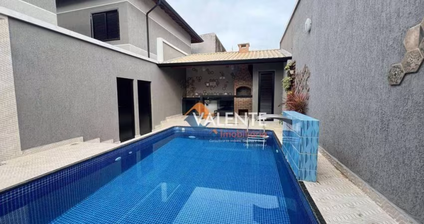 Sobrado com 2 dormitórios à venda, 54 m² por R$ 338.000,00 - Maracanã - Praia Grande/SP