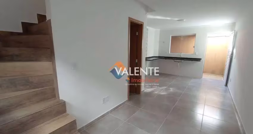 Sobrado com 2 dormitórios à venda, 55 m² por R$ 290.000,00 - Vilamar - Praia Grande/SP