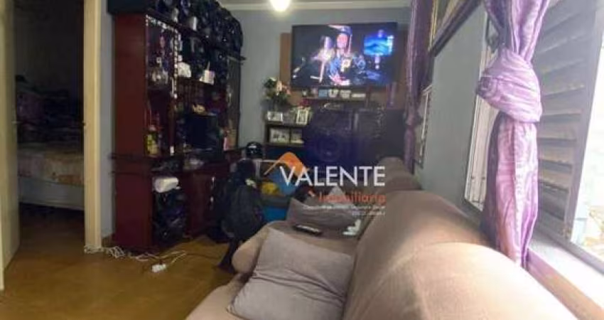 Apartamento com 2 dormitórios à venda, 47 m² por R$ 140.000,00 - Castelo - Santos/SP