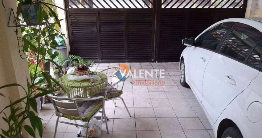 Casa com 3 dormitórios à venda por R$ 1.200.000,00 - Centro - São Vicente/SP
