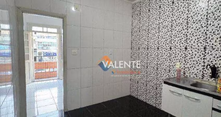 Apartamento com 2 dormitórios à venda, 82 m² por R$ 238.000,00 - Centro - São Vicente/SP