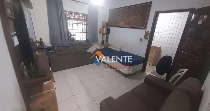 Sobrado com 2 dormitórios à venda, 69 m² por R$ 435.000,00 - Caiçara - Praia Grande/SP
