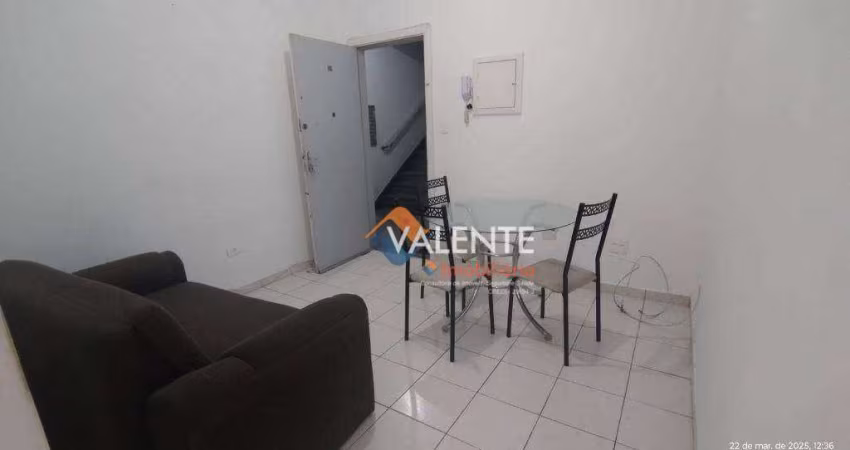 Apartamento com 1 dormitório para alugar, 49 m² por R$ 1.800,00/mês - Itararé - São Vicente/SP