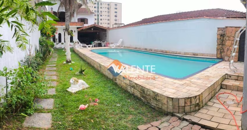 Sobrado com 4 dormitórios à venda, 134 m² por R$ 1.150.000,00 - Mirim - Praia Grande/SP