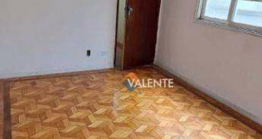 Apartamento com 2 dormitórios à venda, 61 m² por R$ 240.000,00 - Centro - São Vicente/SP