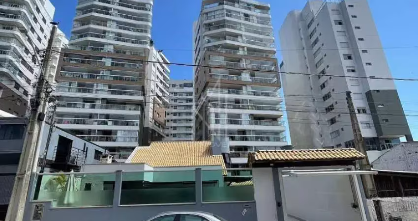Casa na Praia Brava em itajaí