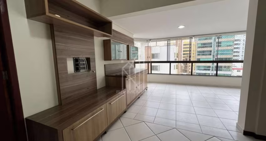 Apartamento no Edifício Claudia centro de Balneário Camboriú