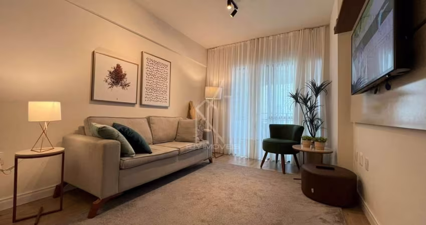 Apartamento no Edifício Oscar Bremer na Quadra Mar em Balneário Camboriú